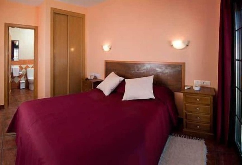 Hotelli Ruta Del Poniente