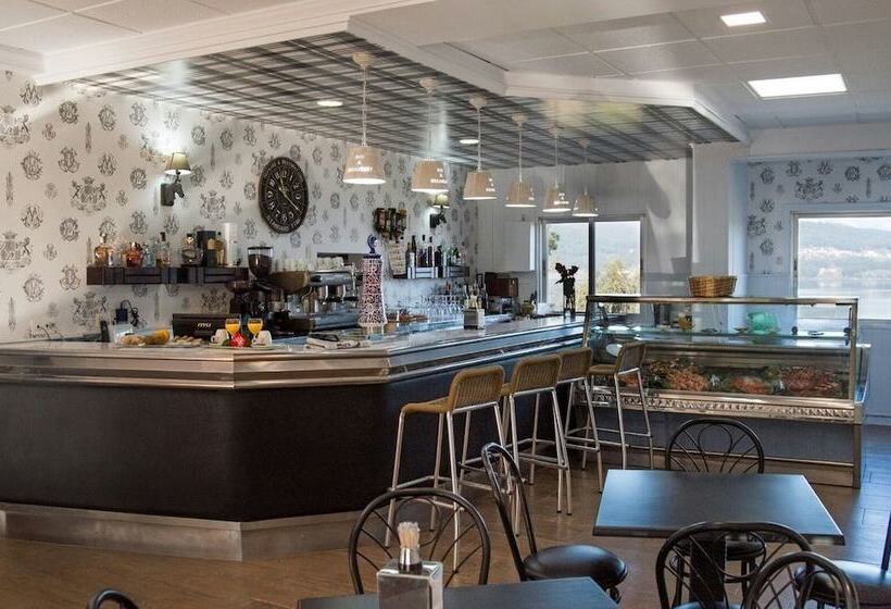 فندق Santo Apóstolo