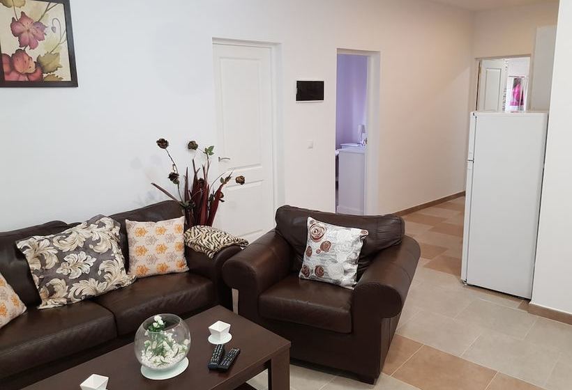 La Florida Apartments