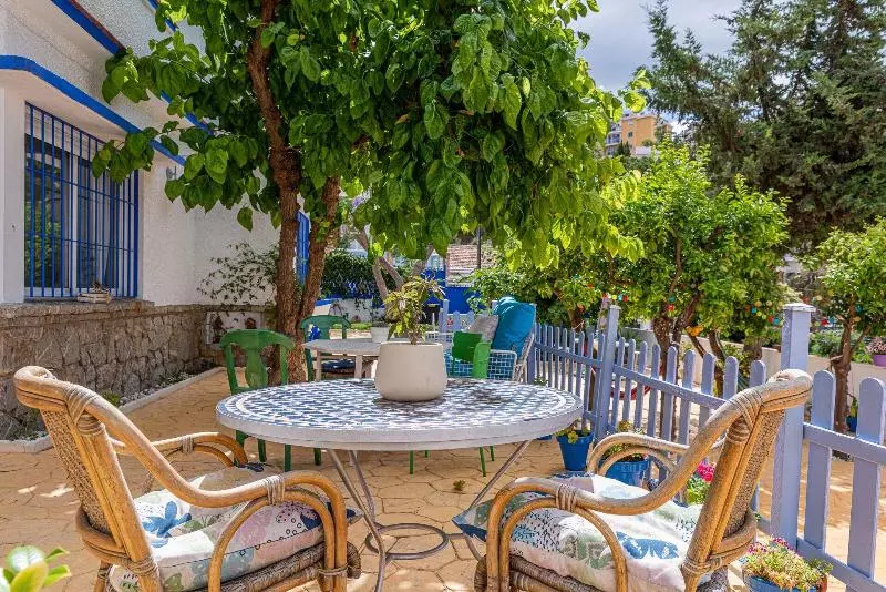 پانسیون Blue Castle Guesthouse