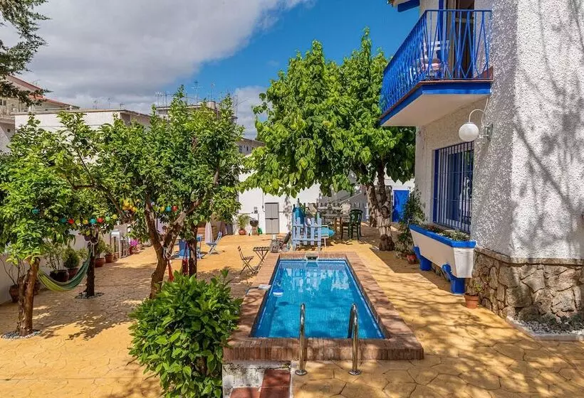 پانسیون Blue Castle Guesthouse