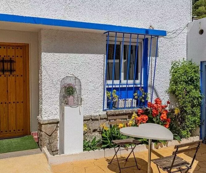 پانسیون Blue Castle Guesthouse