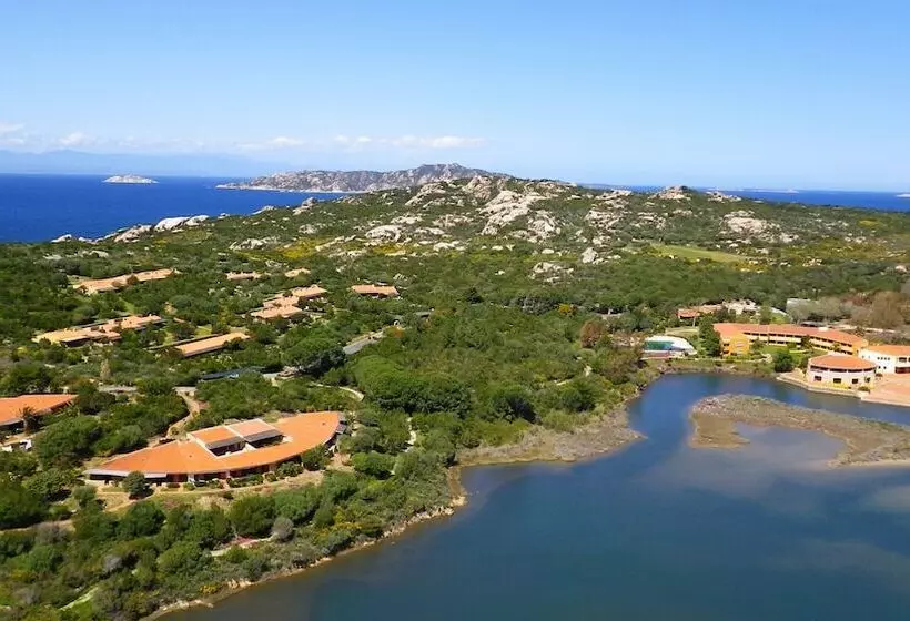 Felix Hotels – Residence Hotel Costa Serena