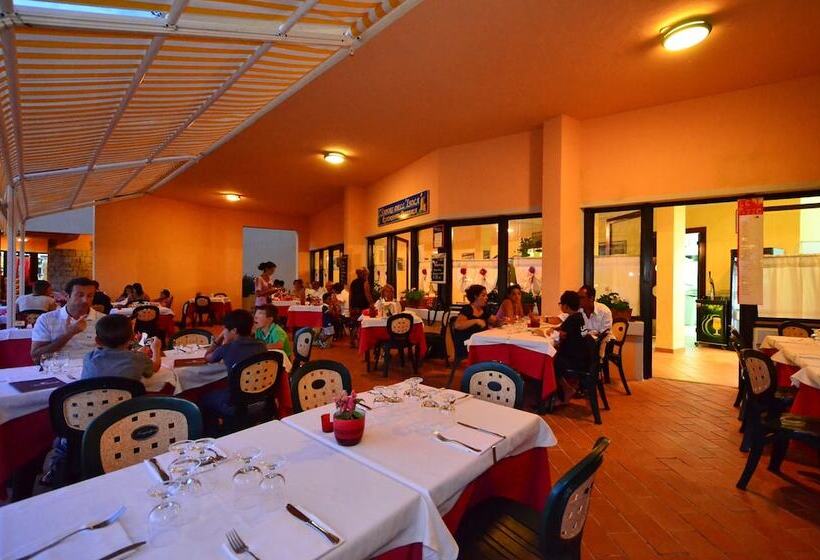 Felix Hotels – Residence Hotel Costa Serena