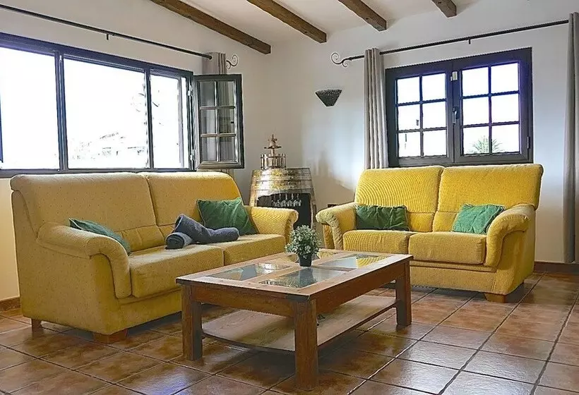 Villa Aradri