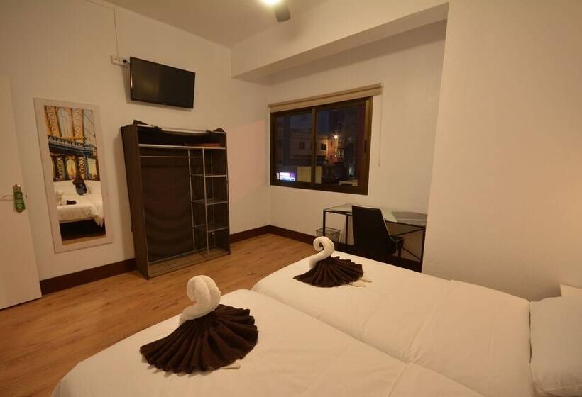 הוסטל City Room Las Palmas