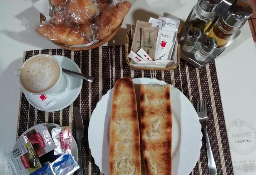 فندق صغير Hostal Zaguan