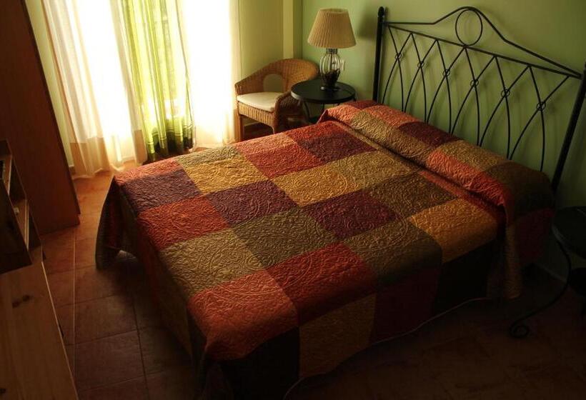 فندق صغير Hostal Zaguan