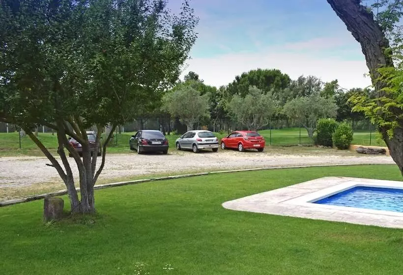 Aamiaismajoitus (B&B) Masia Ca La Caputxeta & Golf