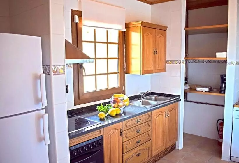 Aamiaismajoitus (B&B) Masia Ca La Caputxeta & Golf