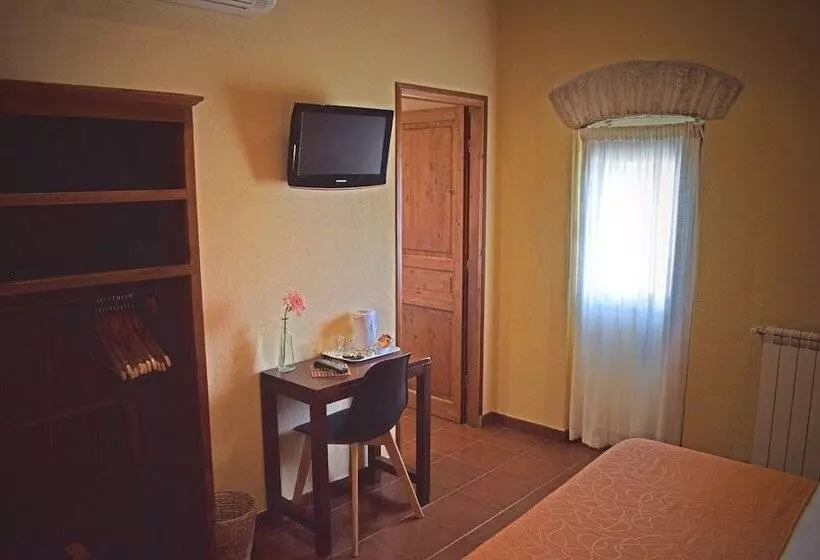 Aamiaismajoitus (B&B) Masia Ca La Caputxeta & Golf