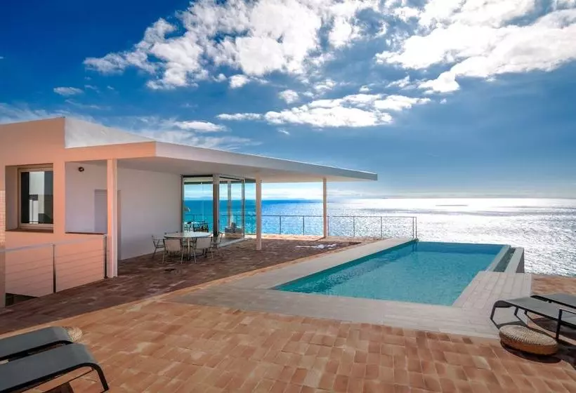 تختخواب و صبحانه Villa Mathesis  Adults Only