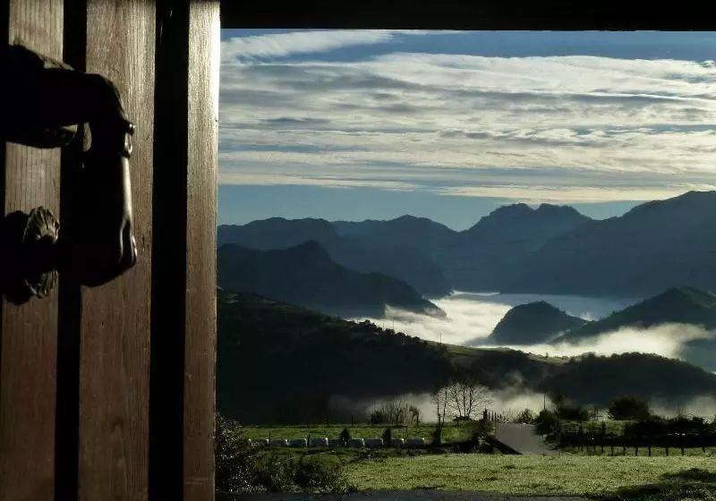 Casa Rural La Cortina