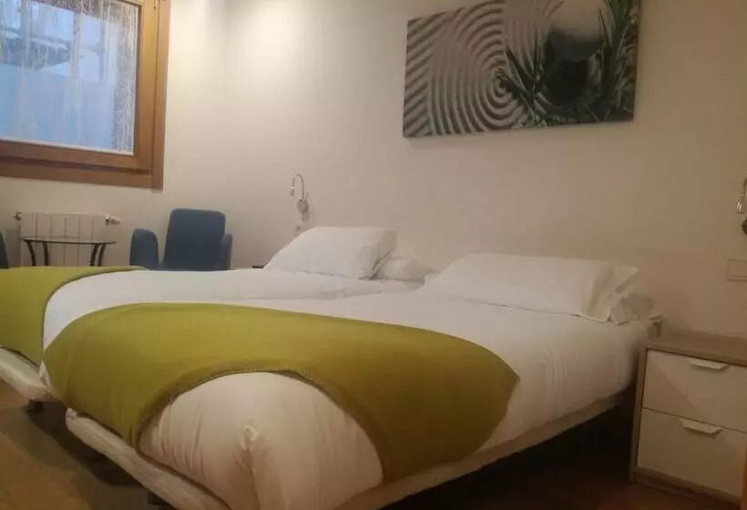 Hostelli Pensión Sarasate