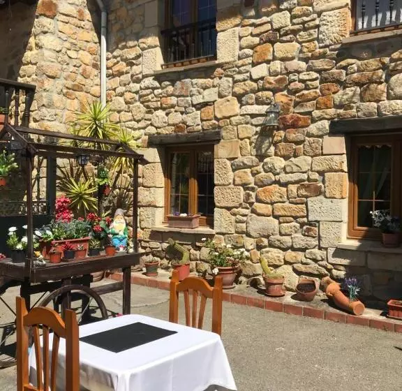 簡易ホテル Posada La Herradura