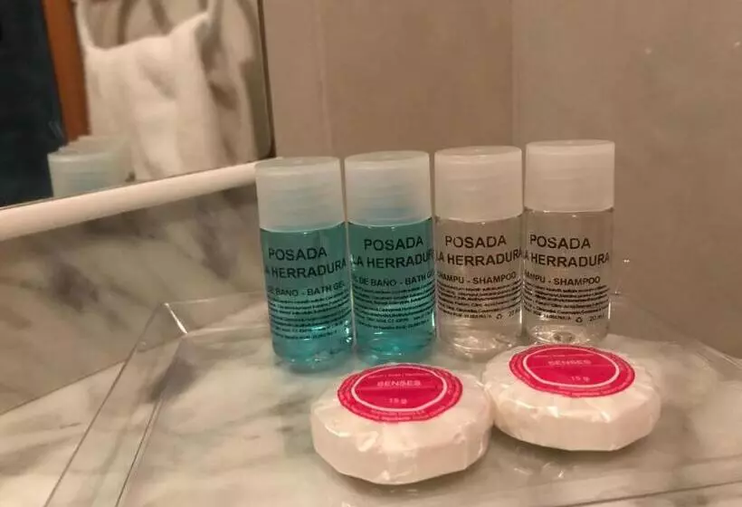 簡易ホテル Posada La Herradura