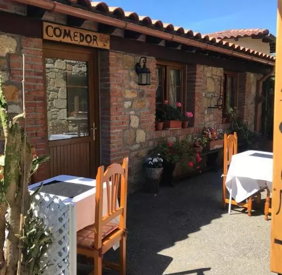 簡易ホテル Posada La Herradura