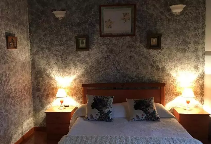 簡易ホテル Posada La Herradura