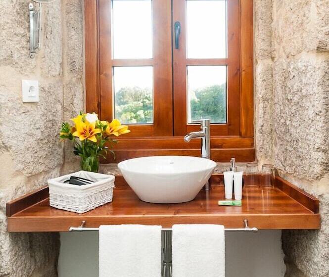 هتل A Cantaruxa Maruxa Turismo Rural