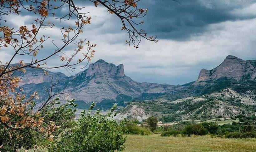 Отель Camping Bungalow Parque Isábena