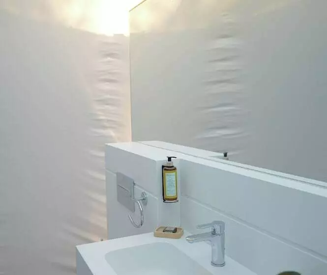 Maaseutuhotelli Miluna