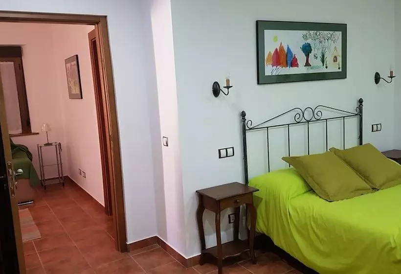 La Aldea Colorada