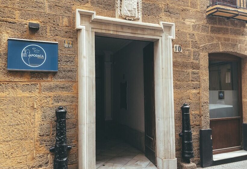 پانسیون Apodaca Rooms