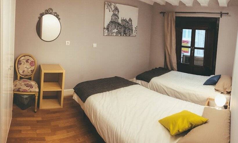 پانسیون Apodaca Rooms