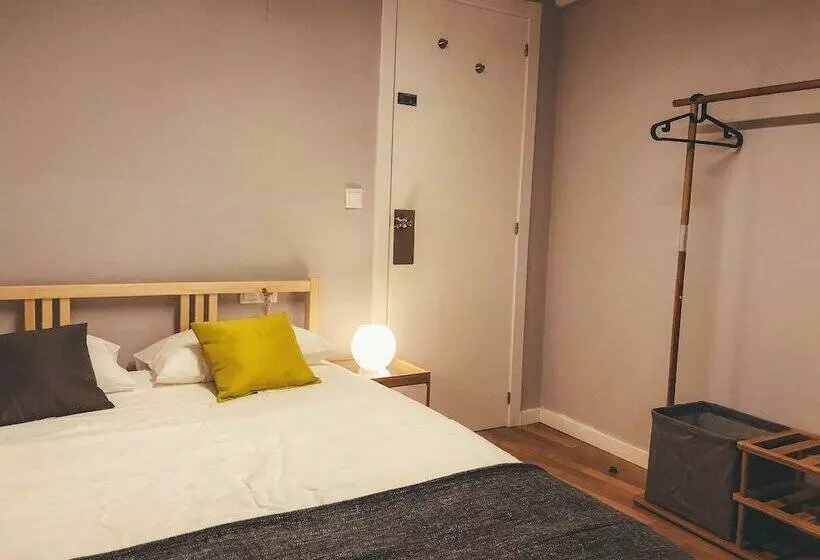 پانسیون Apodaca Rooms