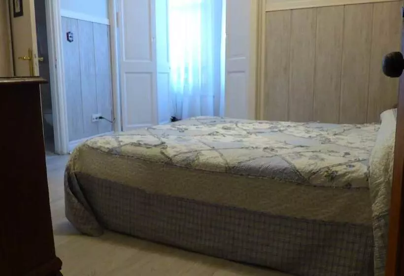 Pensión Santa María