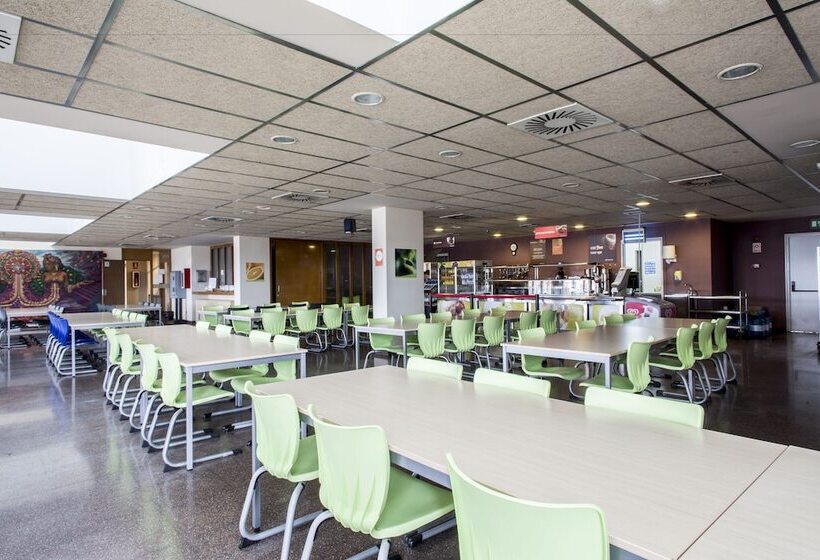 Residencia Universitaria Hernan Cortes