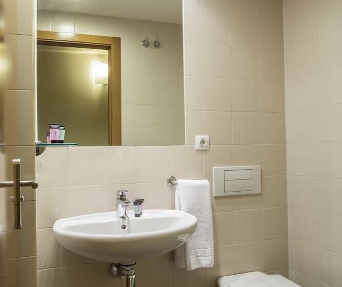 Residencia Universitaria Hernan Cortes