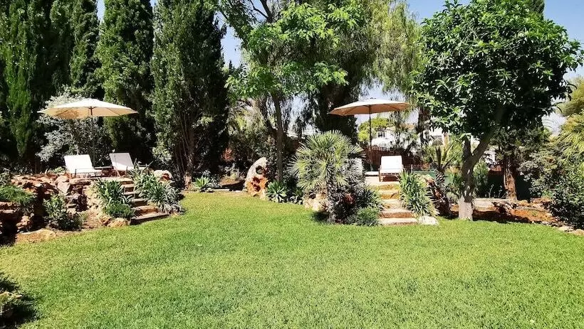 Roca Verde, Boutique Bed & Breakfast