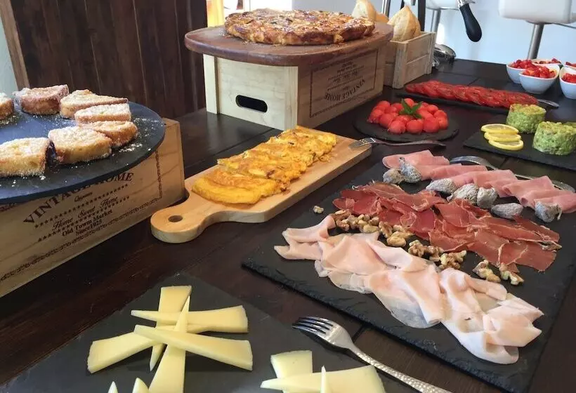 Roca Verde, Boutique Bed & Breakfast