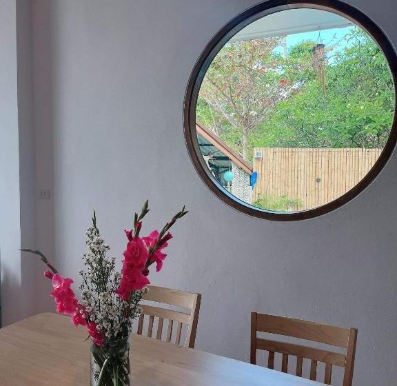 Hotel Benjamin S Hut