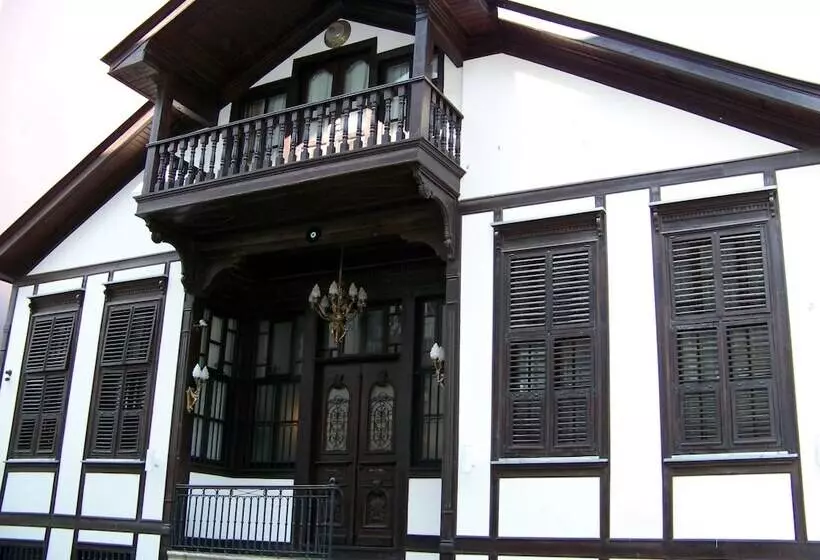 هتل Edirne Osmanlı Evleri