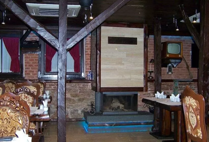 هتل Edirne Osmanlı Evleri