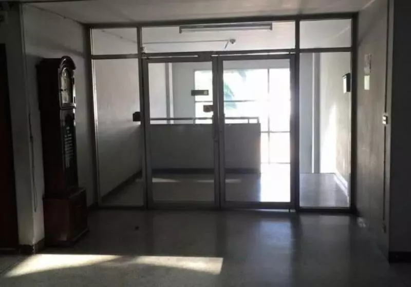 Hotelli Ittipol Apartment