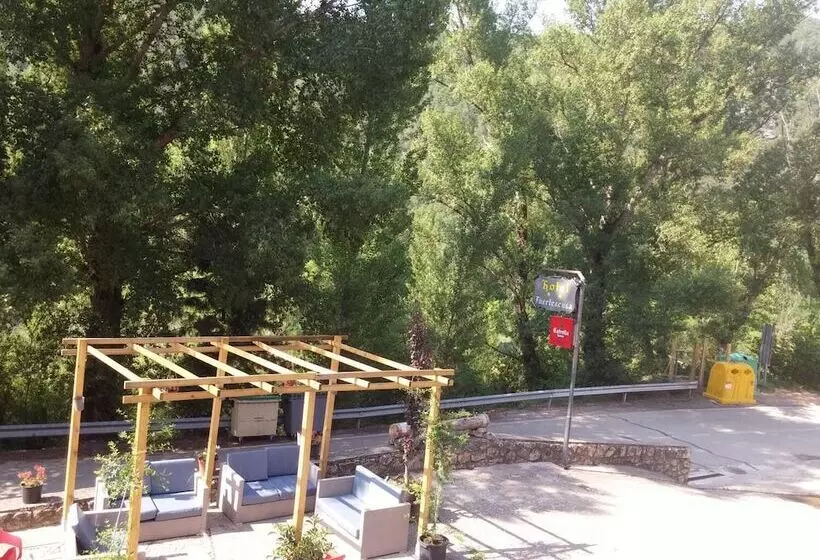 ホテル La Casa Grande Fuertescusa