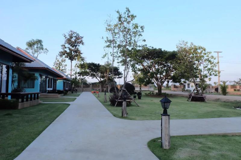 בית מלון כפרי Lampang Green Garden Resort