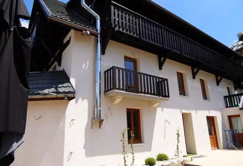 Hotelli Le Grand Veymont