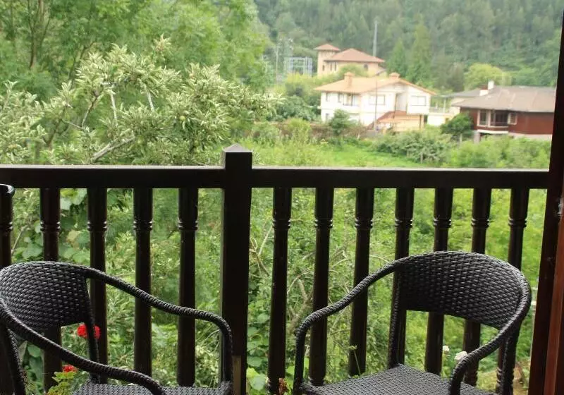 ホテル Posada Y Apartamentos Trebuesto De Guriezo