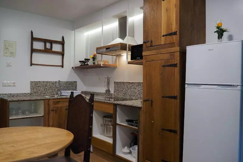 ホテル Posada Y Apartamentos Trebuesto De Guriezo
