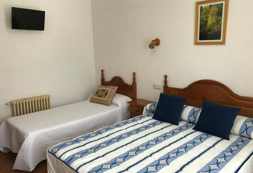 호텔 Rural Riogazas