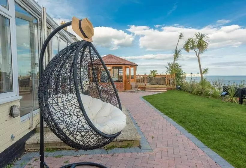 Hotelli Villa Mentone