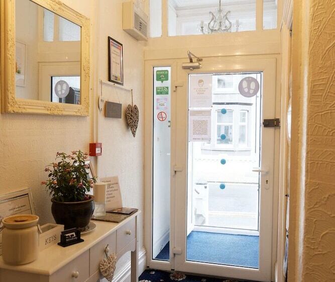 بنسيون Bella Vista Lodge