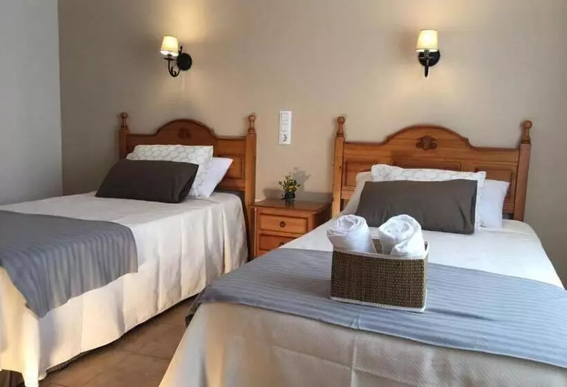 ペンション Hostal El Paso