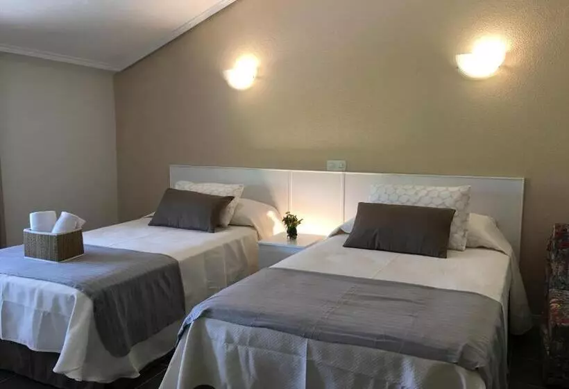 ペンション Hostal El Paso