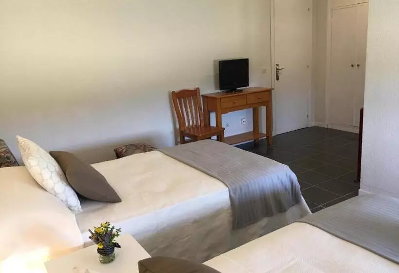 ペンション Hostal El Paso