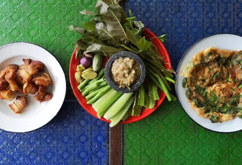 پانسیون Siri Guesthouse @ Surat Thani